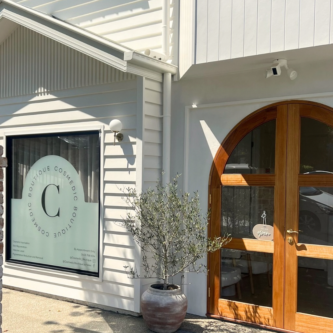 Arnicare Stockists - Cosmedic Boutique