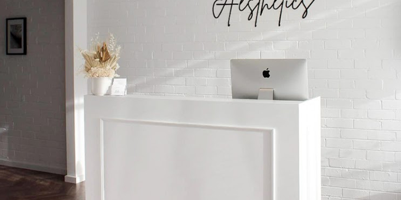 Arnicare Stockists - Lux Aesthetics